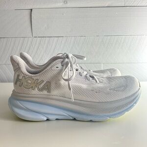 Clifton 9 Running Shoe (Women)